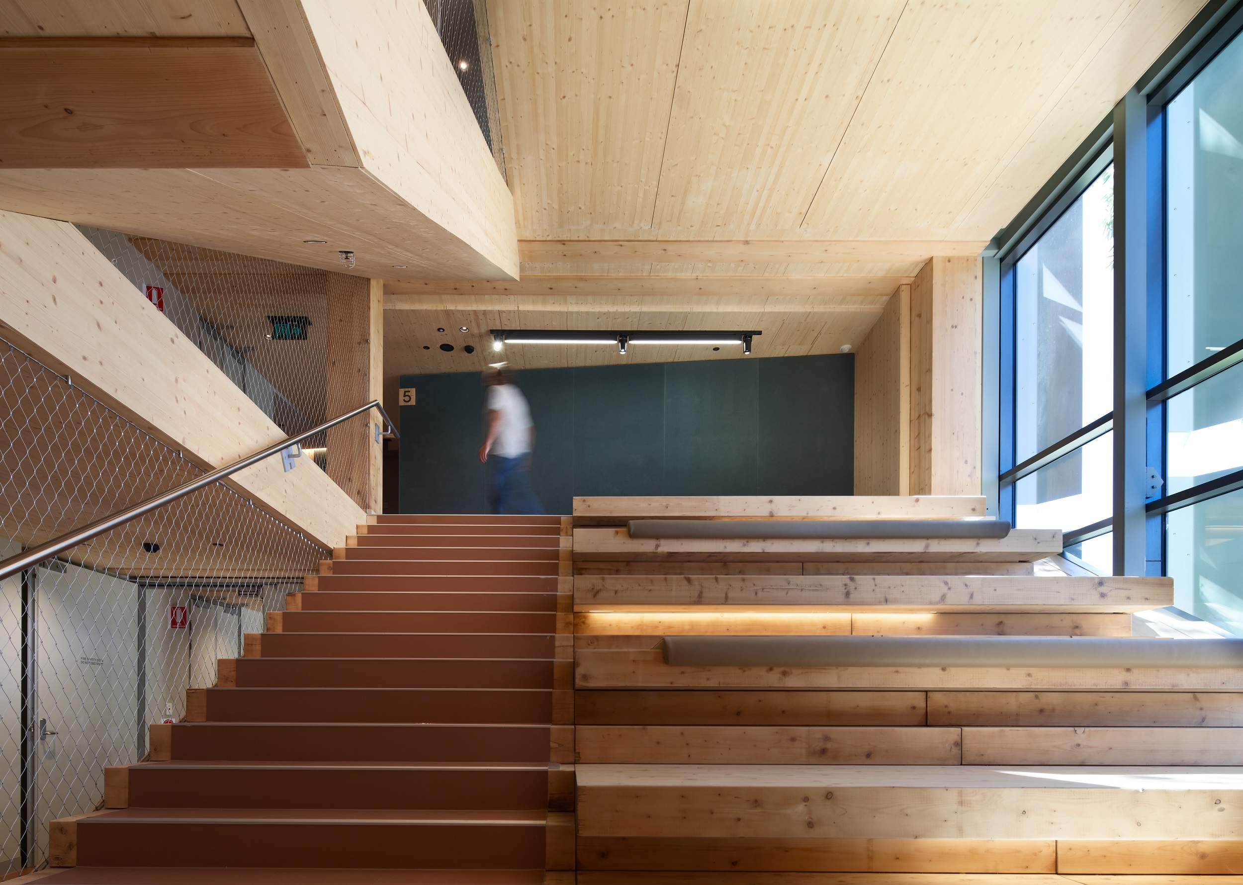 070421 - Project of the Week - La Trobe Uni 2