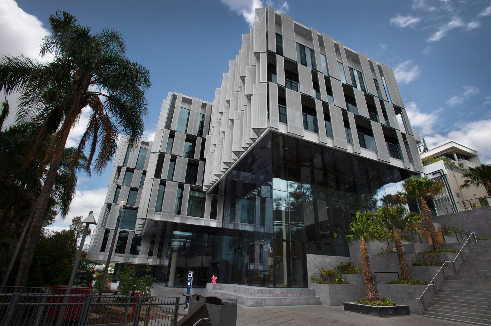 270319 - Project of the Week - QUT 2
