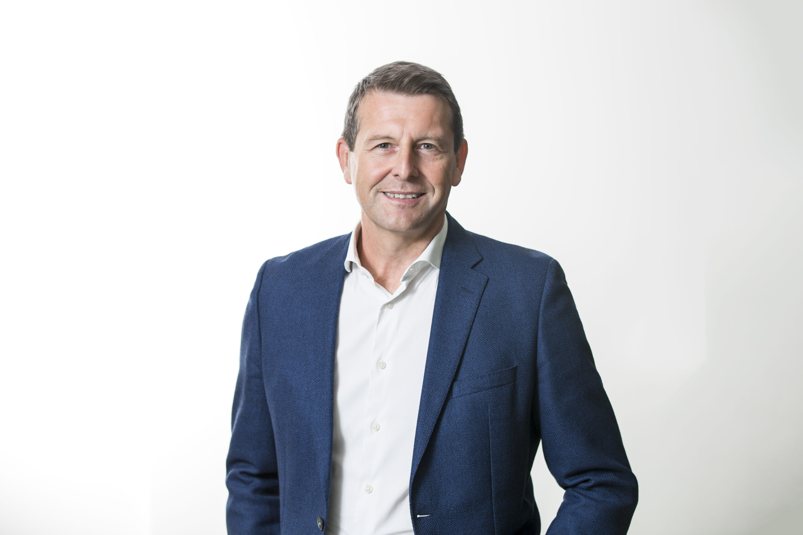 280819 - People on the Move - Simon Routledge