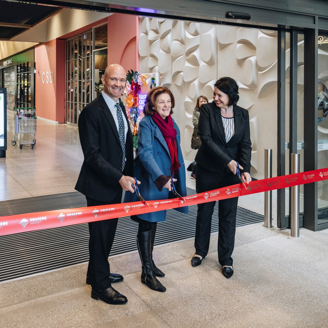ECQ_ribbon cutting - EI