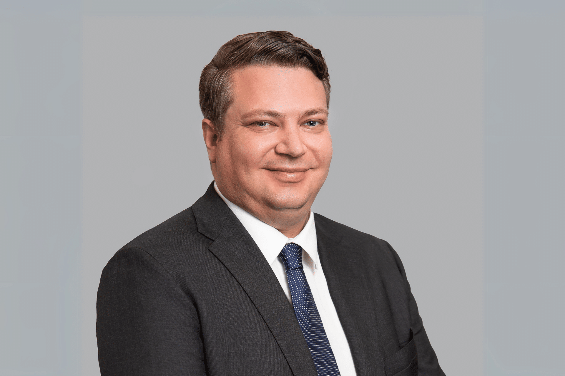 Headshot of Alex Moffat, Cushman & Wakefield’s Director, Alternatives Capital Markets and Australia Lead – Asia Pacific Data Centre Advisory Team